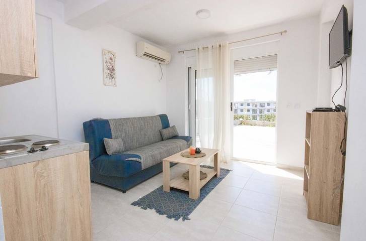 Ganze Wohnung, One Bedroom Apartment with Seaview in Montenegro Coast