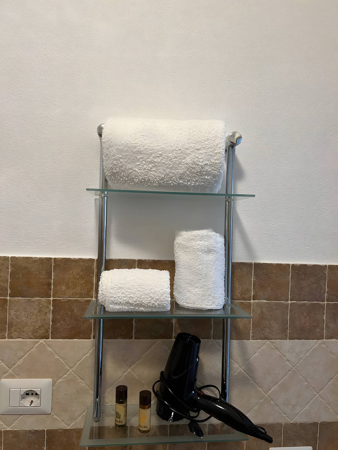 Ganzes Studio, Studio-Apartment 'L'Angolo Monolocale- Porto Torres' mit gemeinsamer Terrasse, Wlan und Klimaanlage in Porto Torres, Sassari Provinz