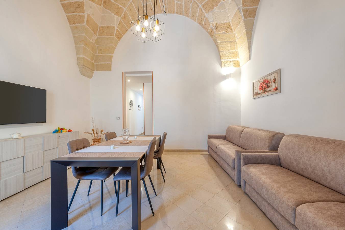Entire apartment, Apartment 'San Giorgio' with Wi-Fi and Air Conditioning in Cavallino (Apulia), Lecce Province