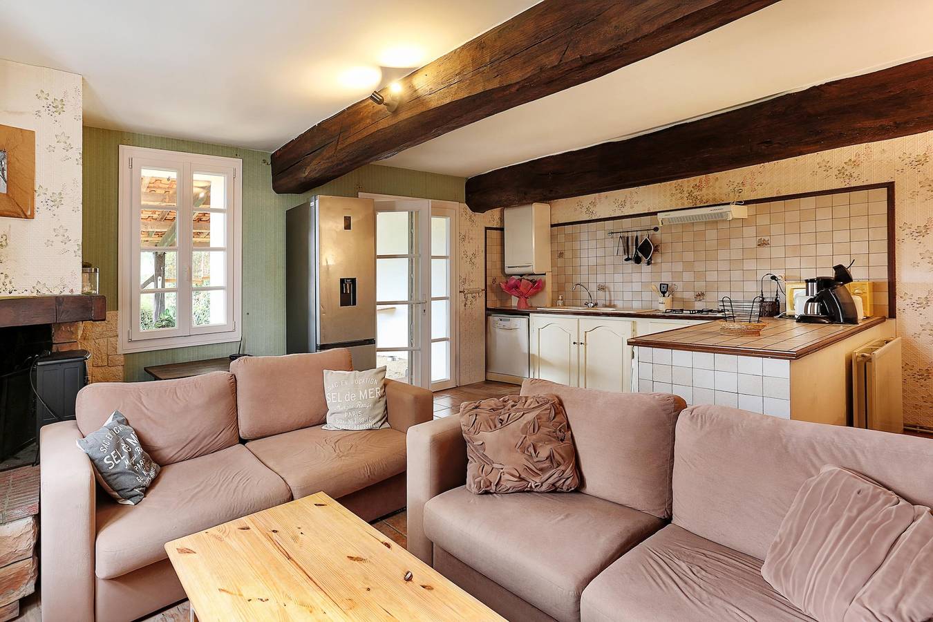 Appartement entier, Gîte de Figarol - Vue sur les Pyrénées in Figarol, Haute-Garonne