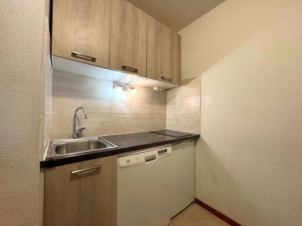 Ganze Wohnung, Gemütliche Wohnung mit Pistenzugang, Haustiere erlaubt in Les Menuires, Saint-Martin-de-Belleville