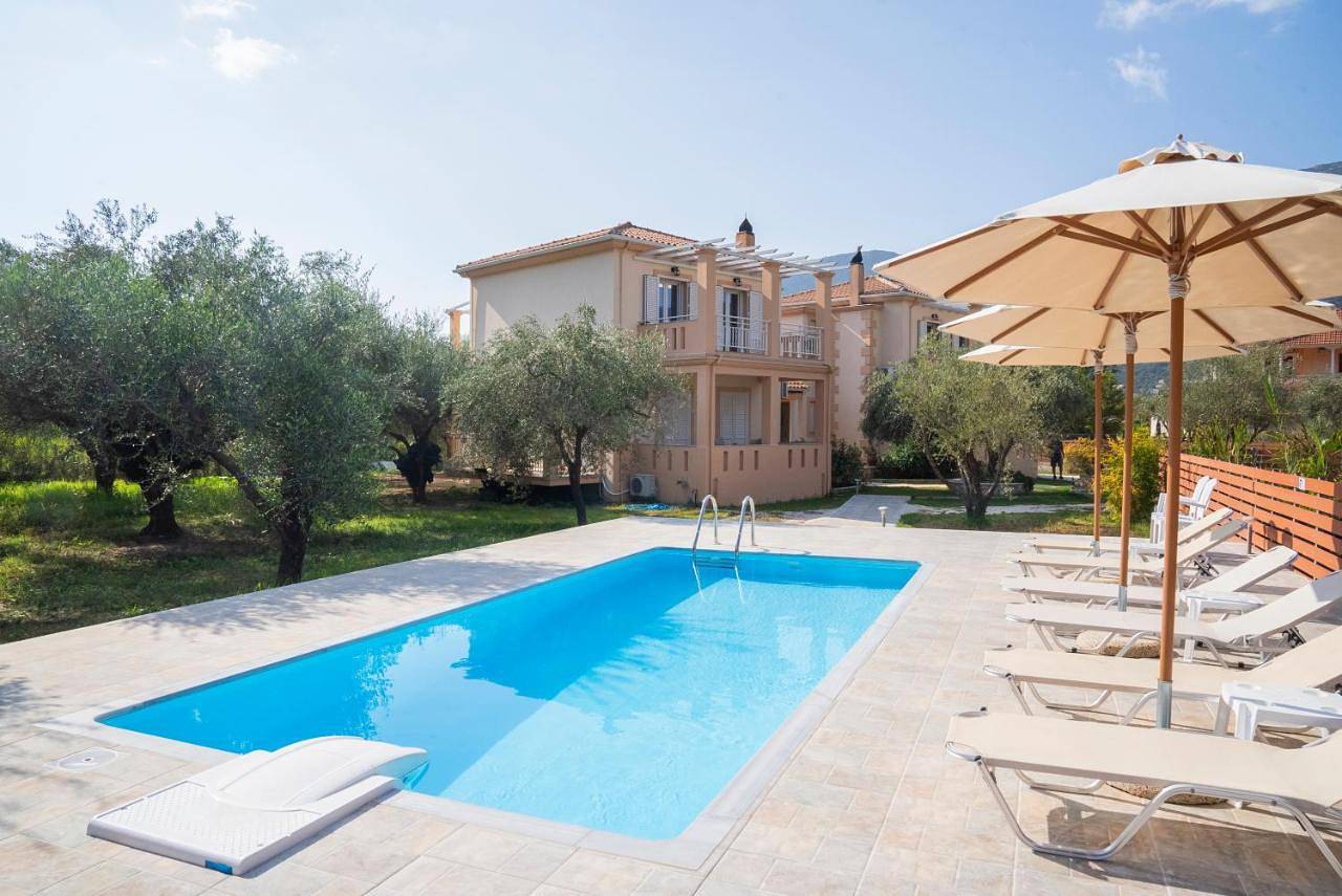 Villa with Private Pool in Βασιλική, Ελλάδα