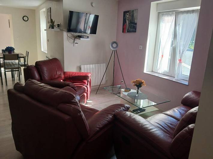Location de vacances pour 4 personnes, avec terrasse et vue, animaux acceptés à Celles-sur-Plaine - 3