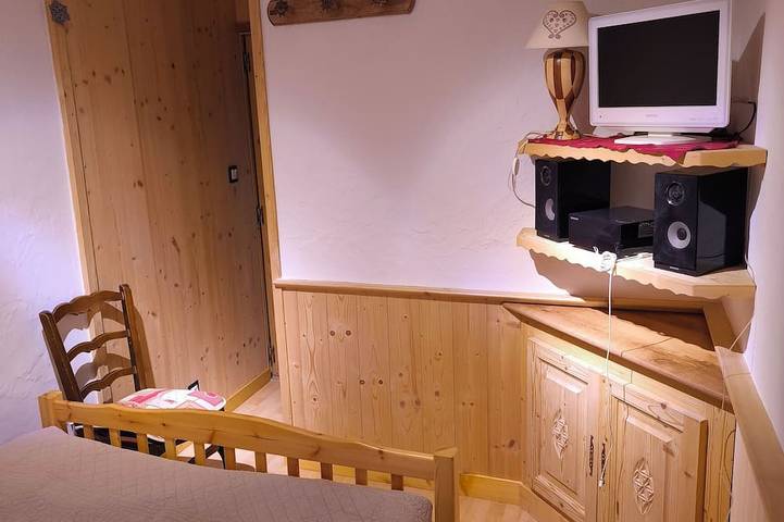 Gîte pour 5 personnes, avec balcon à Planay - 2