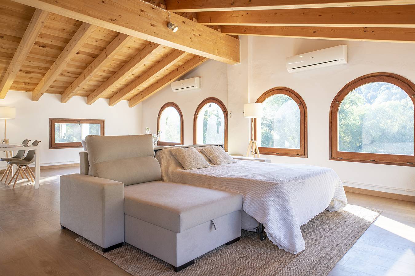 Ferienhaus 'L'Altell' mit Bergblick, Wlan und Klimaanlage in Montagut i Oix, Garrotxa