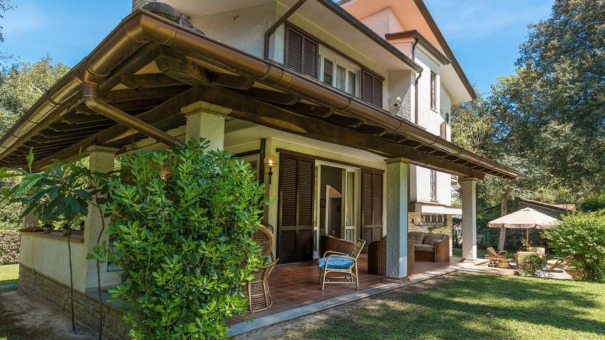 Ferienhaus für 9 Personen, mit Garten und Whirlpool in Marina di Pietrasanta - 3