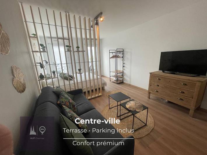 Gîte pour 4 personnes, avec Balcon ainsi que Terrasse et Vue dans Les Enfants du Paradis