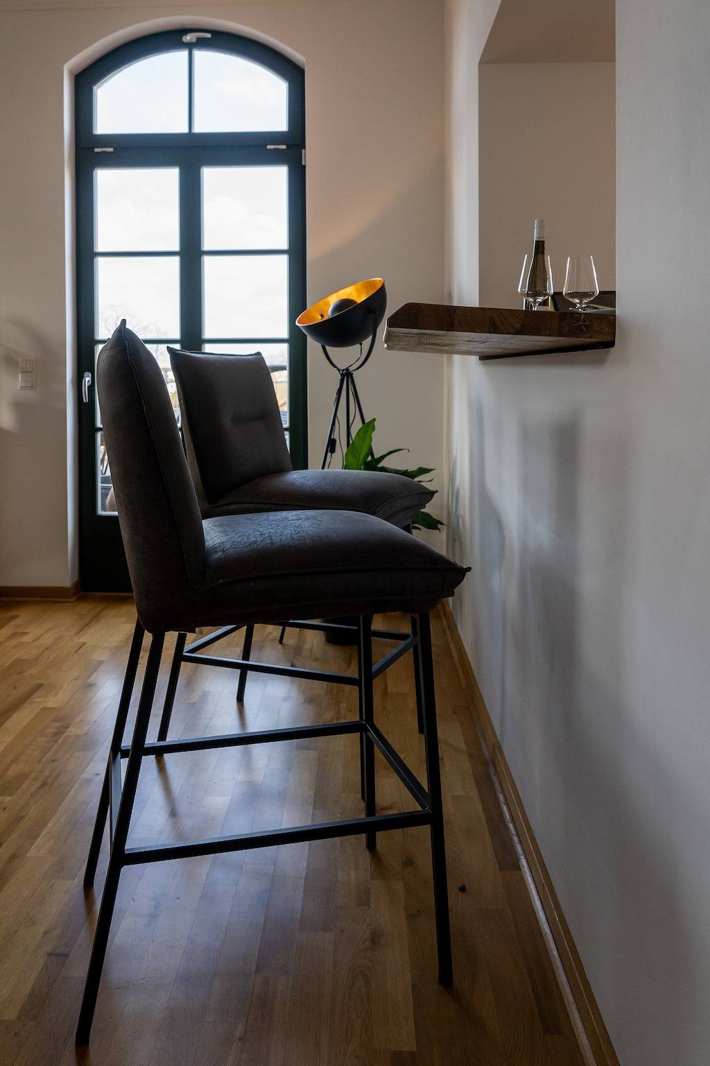 Appartement entier, Appartement "König Albert Residenz" avec terrasse privée, balcon et Wi-Fi in Nordwest, Leipzig