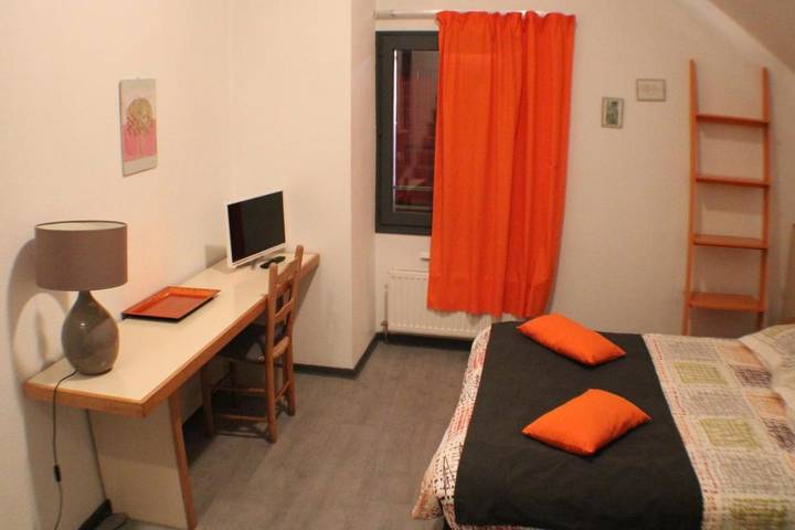 Hôtel pour 4 personnes à Ispagnac - 4