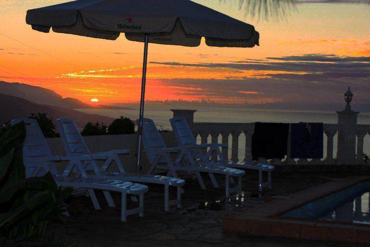 Chalet para 3 personas, con jardín además de terraza y piscina, Se admiten mascotas en Tenerife - 2