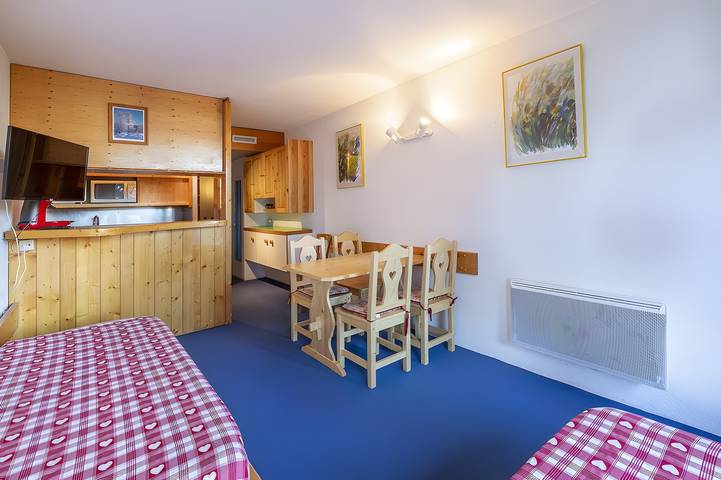 Studio entier, Studio "Beau Lauzieres 11 Arc" avec balcon, au pied des pistes in Arc 1800, Bourg-Saint-Maurice