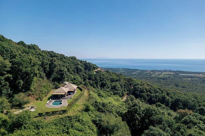 Location de vacances pour 6 personnes, avec Balcon et Jardin à Santa-Maria-Poggio