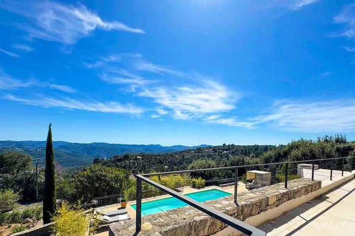Villa pour 8 personnes, avec piscine et jardin à Montauroux