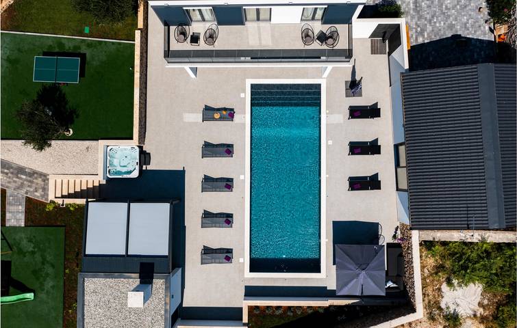 Ferienhaus für 8 Personen, mit Garten und Pool sowie Sauna und Terrasse in Razanac - 3