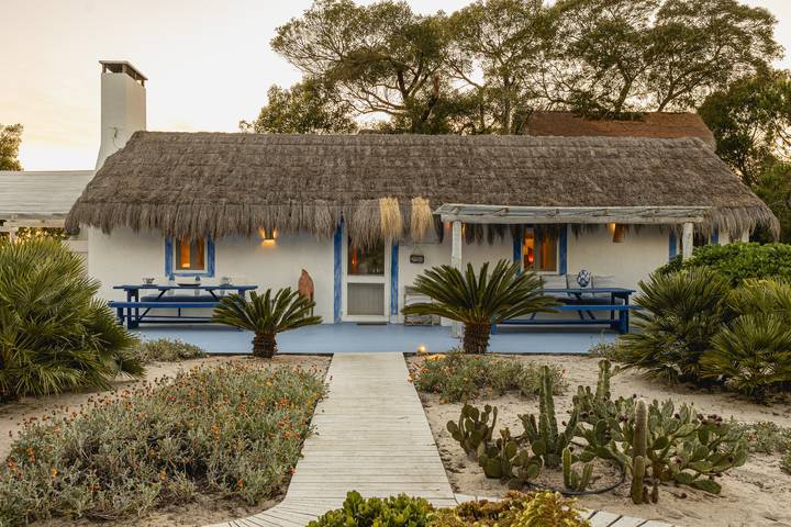 Villa for 12 people, with terrace and garden - 1
