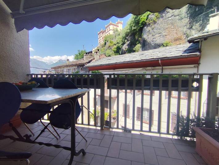 Gîte pour 5 personnes, avec vue et terrasse dans Pont-Saint-Martin (Aosta) - 3