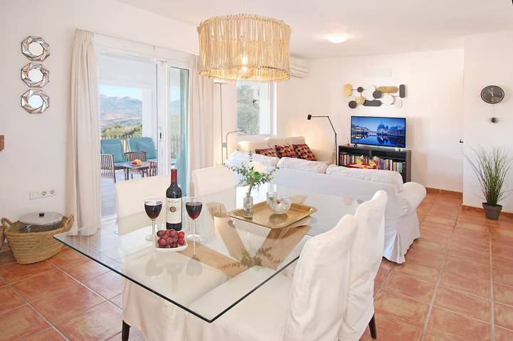 Increíble villa. Impresionantes vistas. in Comares, Provincia de Málaga