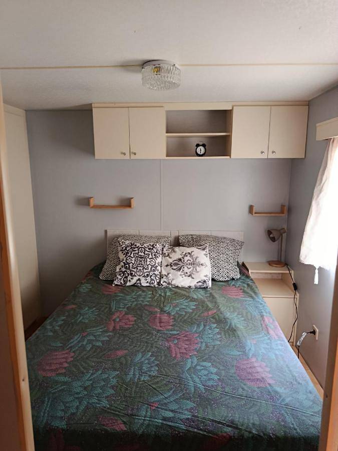 Camping pour 5 personnes, avec jardin et vue au Le Grau-du-Roi - 4