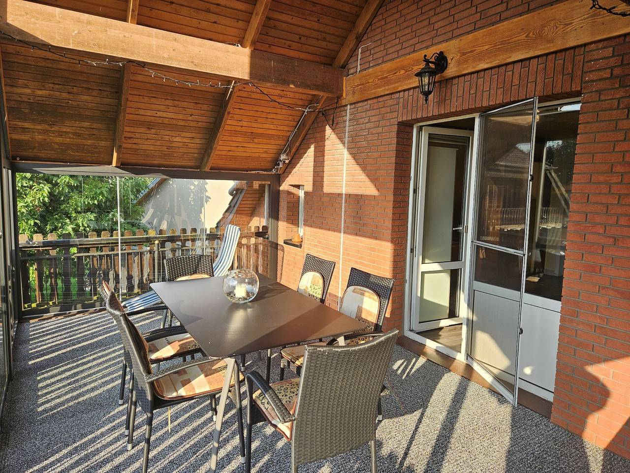 Ferienwohnung mit Balkon + Zweibettzimmer in Strasen, Wustrow (Mecklenburgische Seenplatte)