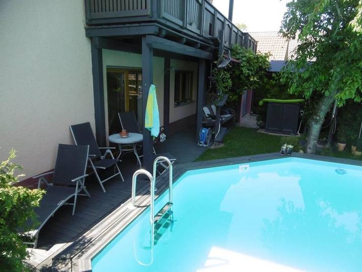 Ferienwohnung für 5 Personen, mit Balkon und Balkon/Terrasse sowie Whirlpool und Terrasse in der Stuttgart Region