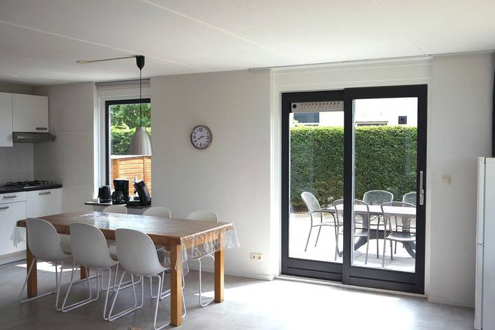 Ferienhaus für 6 Personen, mit Terrasse und Garten in Zeeland - 4