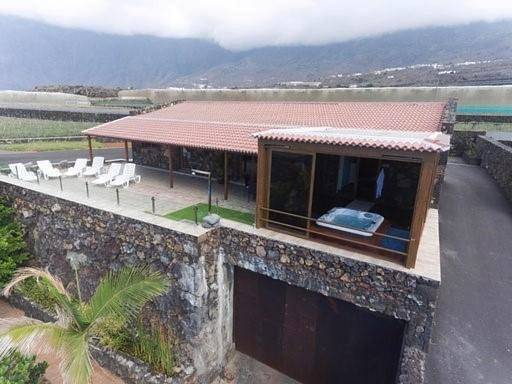 Casa rural para 7 personas, con Jacuzzi y Terraza además de Jardín y Piscina en Frontera  - 4