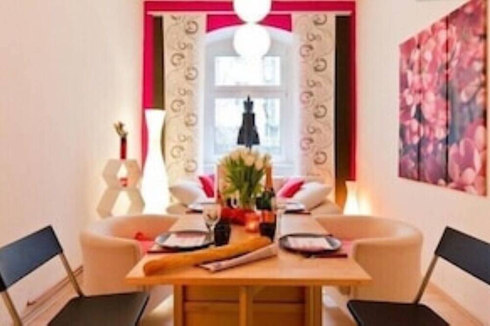 Ganze Wohnung, City Apartment 'Buddha' - zentrale Lage, in Berlin Innenstadt, Berlin