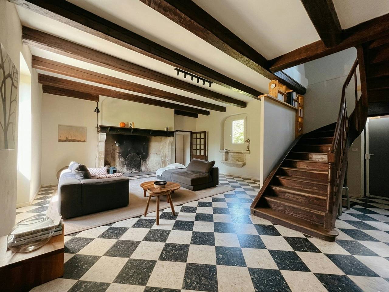 Casa restaurada con acceso al río en Quercy in Tour-de-Faure, Quercy