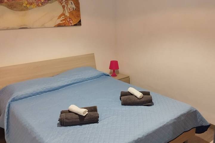 Appartamento intero, Elegante appartamento con ingresso indipendente e parcheggio sempre disponibile in Letojanni, Provincia di Messina