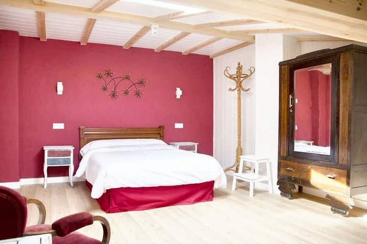 Homerez - Maison spacieuse avec jardin à Abejar in Abejar, Province de Soria