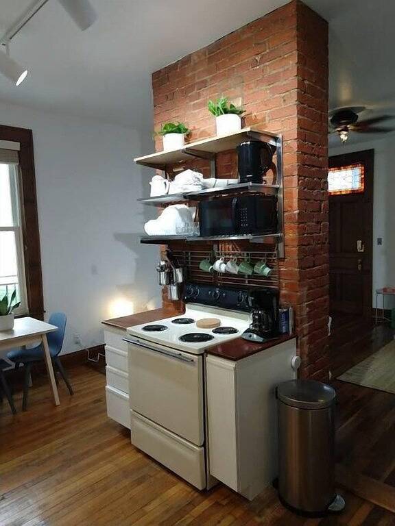 Ganze Wohnung, Tolle Aussicht in Otr, viele Parkplätze und ein großer Garten! in Cincinnati, Hamilton County (OH)