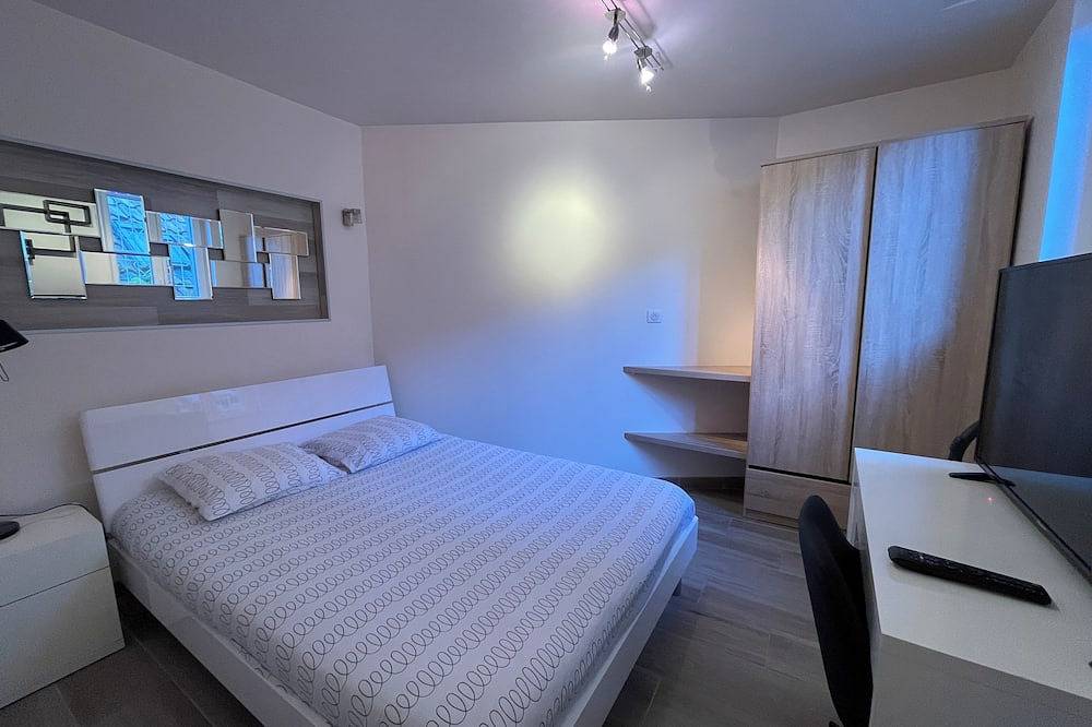 Ganze Wohnung, Two-room apartment in city center, Free Wifi in Montluçon, Montluçon und Umgebung