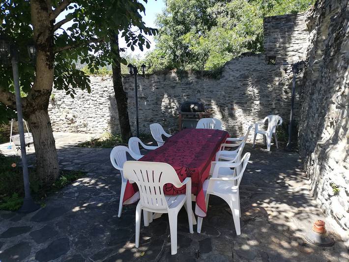 Gîte pour 8 personnes, avec terrasse et jardin, animaux acceptés dans Chioula - 2