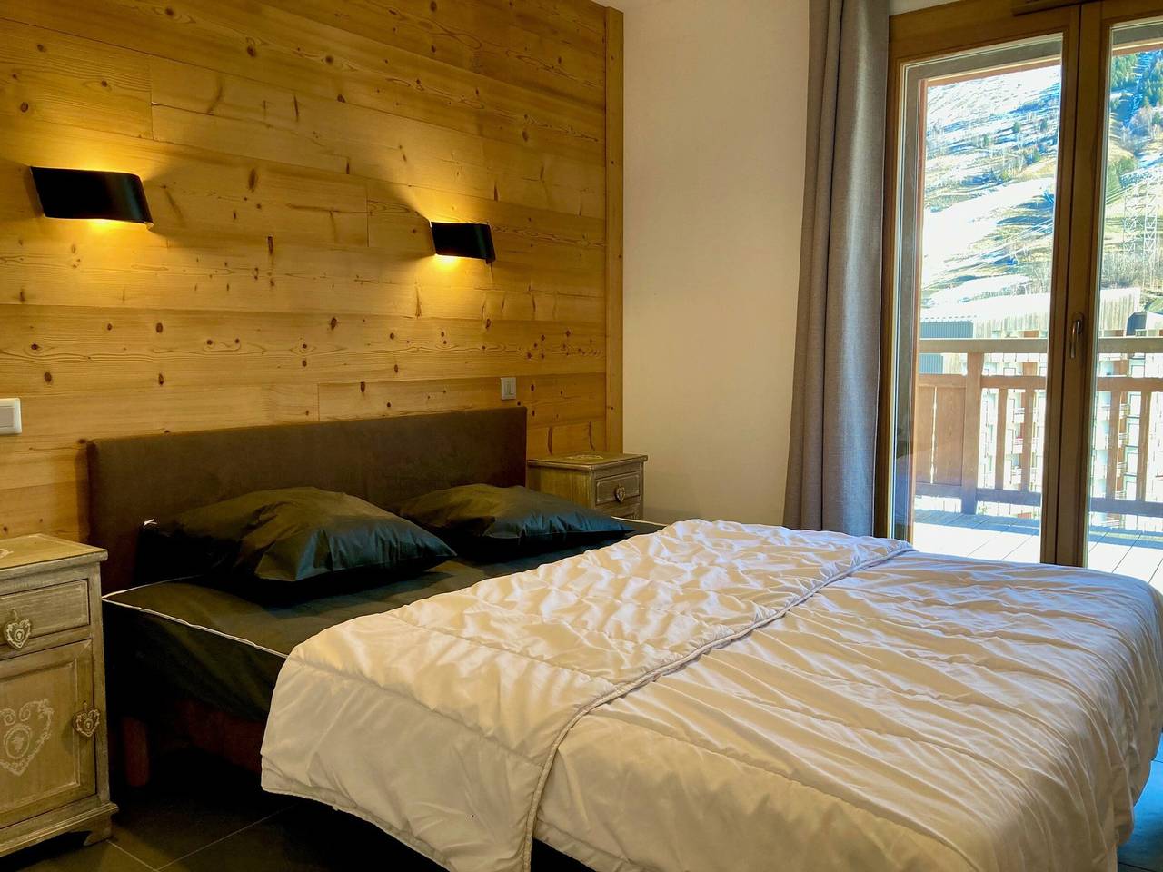 Apartamento entero, Apartamento nuevo, luminoso, a 250m de las pistas, se admiten mascotas in Mont-de-Lans, Les Deux Alpes