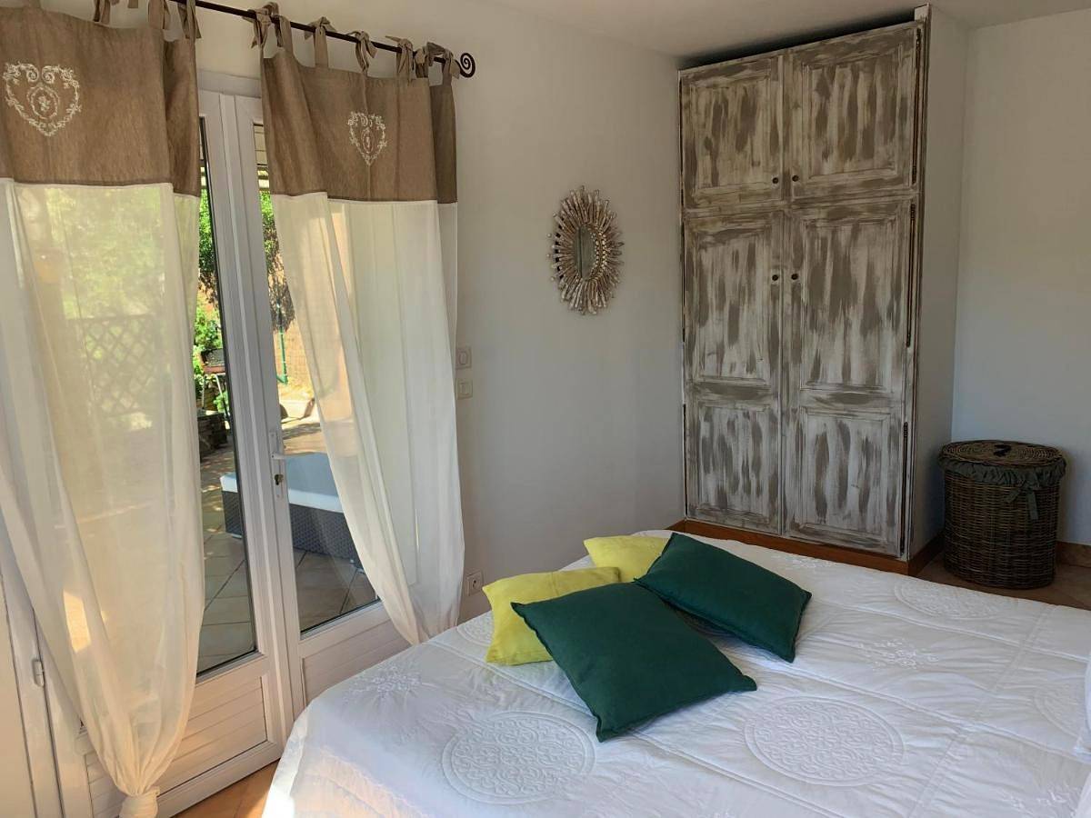 Appartement entier, Villa Pampasgiolu in Tizzano, Sartène