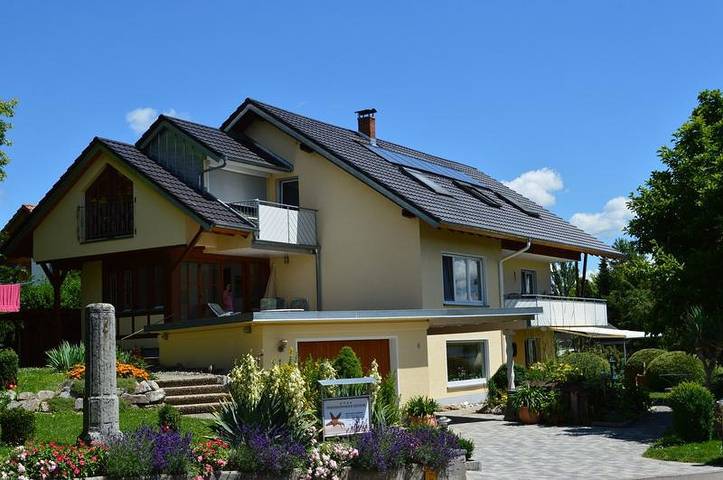 Ganze Ferienwohnung, Ferienwohnungen Seestern - Ferienwohnung "Funkturm", 55qm, 1 Schlafzimmer, max. 2 Personen in Radolfzell, Radolfzell am Bodensee