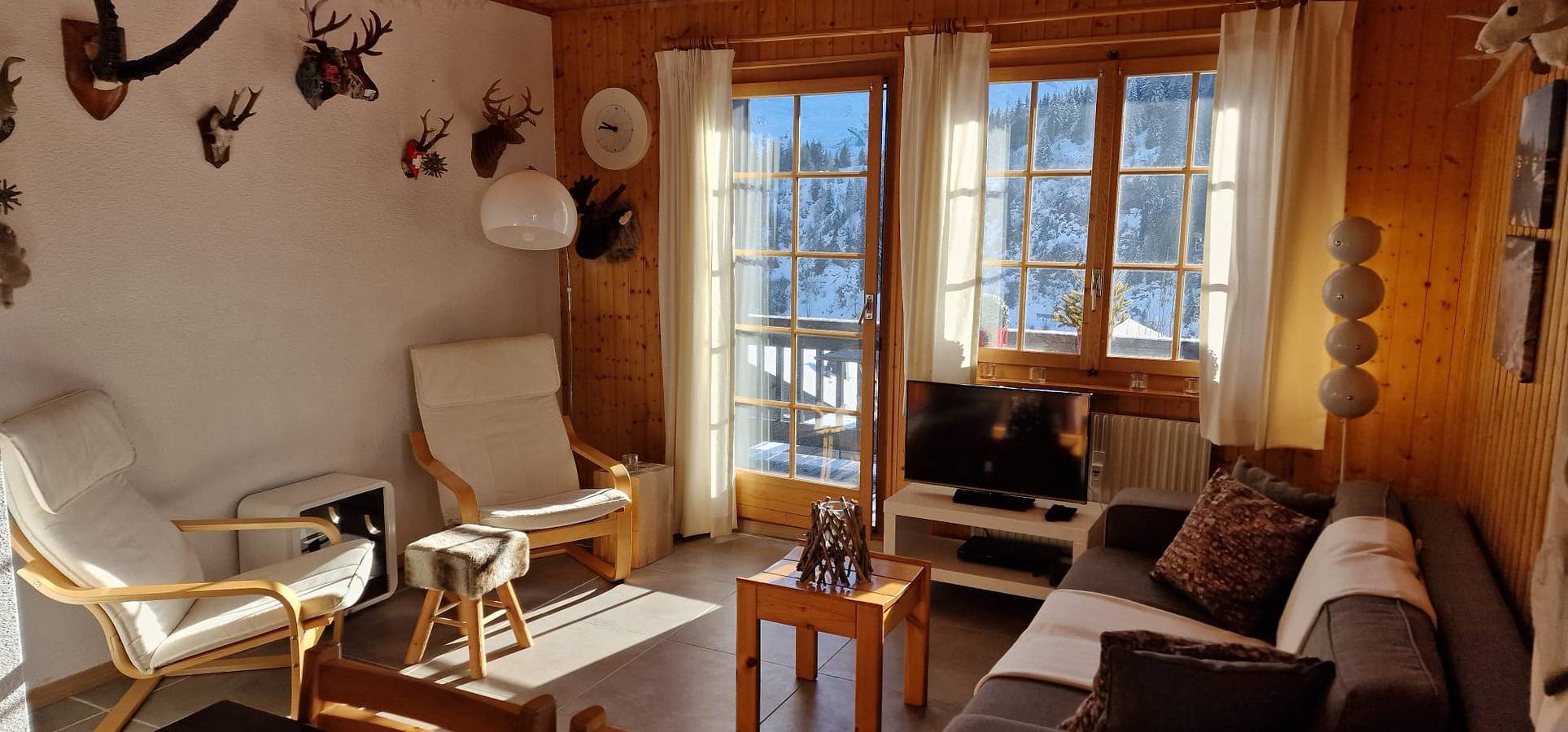 Geheel vakantieappartement, Vakantieappartement voor 4 personen met tuin in Champoussin, Val-d'Illiez