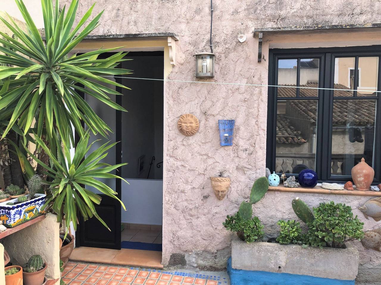 Stadthaus in Artà mit großer Terrasse in Artà, East Majorca