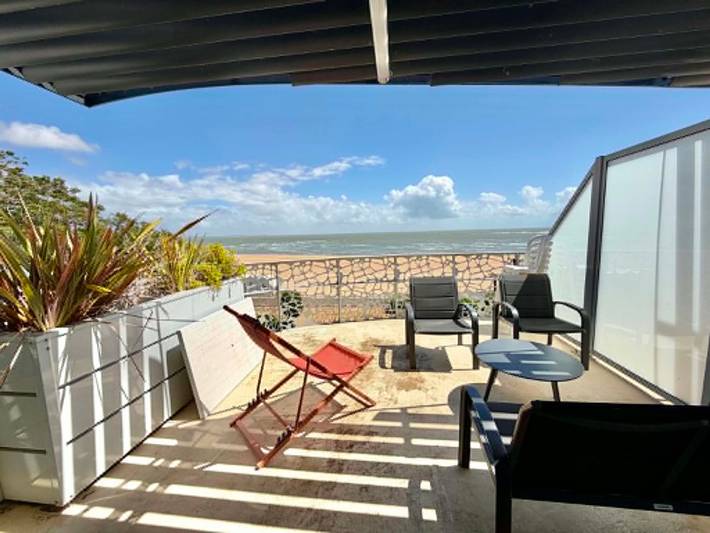Ferienwohnung für 6 Personen, mit Whirlpool und Terrasse sowie Pool