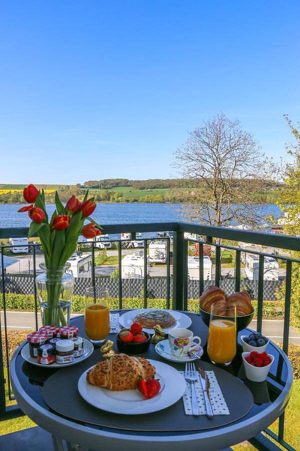Ferienwohnung für 2 Personen, mit Balkon und Terrasse sowie Pool und Sauna