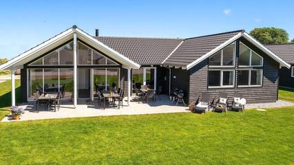 Ferienhaus für 16 Personen, mit Sauna in Olpenitz