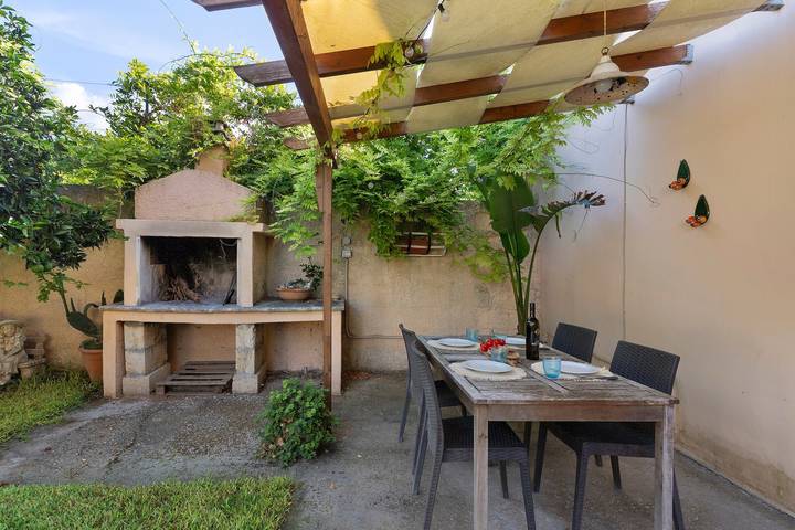 Appartement 'Ground Floor' à Gallipoli avec terrasse privée, jardin et Wi-Fi in Gallipoli, Golfe de Tarente