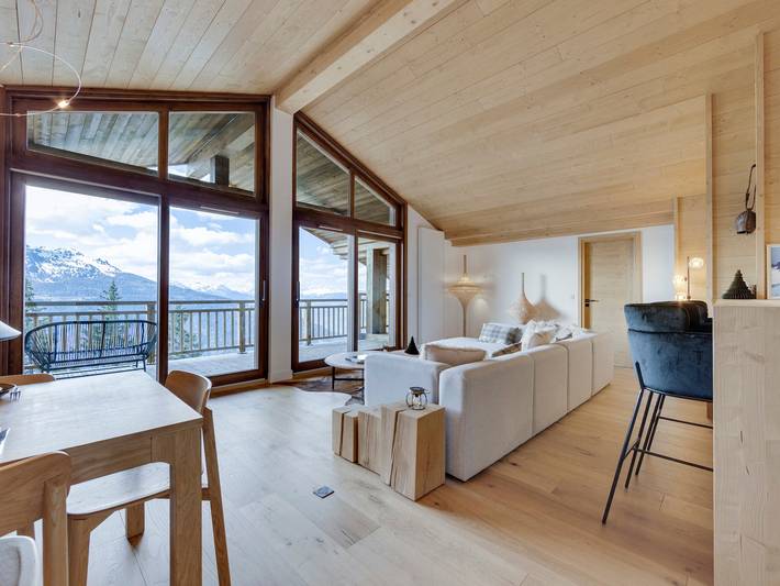 Gîte pour 8 personnes, avec terrasse à Montvalezan - 3