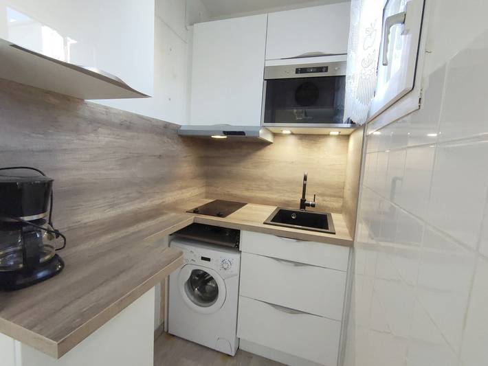 Ganze Wohnung, Ruhiges T1 mit Parkplatz und Klimaanlage in Balaruc-les-Bains in Balaruc-les-Bains, Mittelmeerküste (Frankreich)