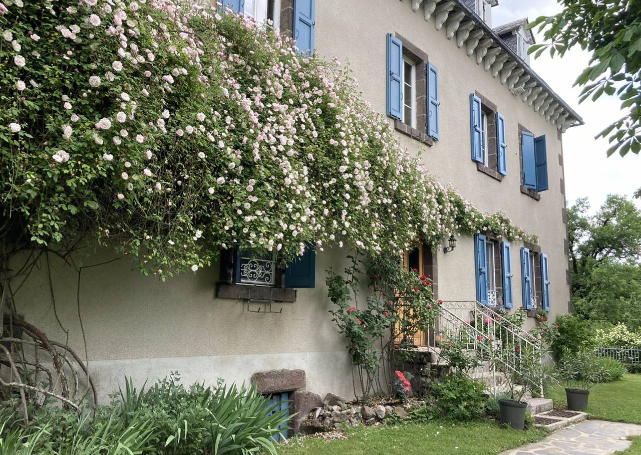 Chambres d'hôtes Le Figarelou - Panouille in Thiézac, Région d'Aurillac