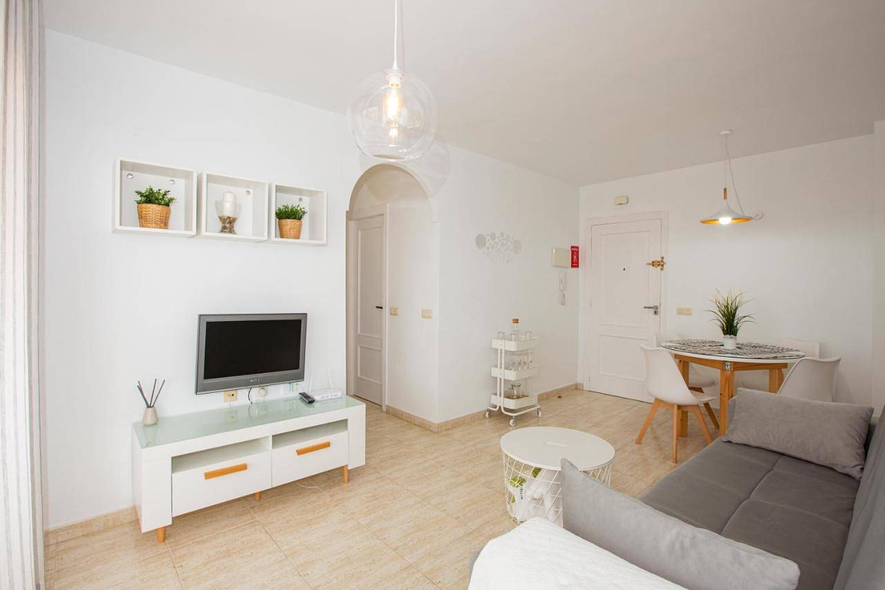 Apartamento entero, Apartment with Terrace in Dehesa de Campoamor, Orihuela