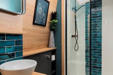 Glamping for 4 People in Northampton, Northamptonshire, Photo 4