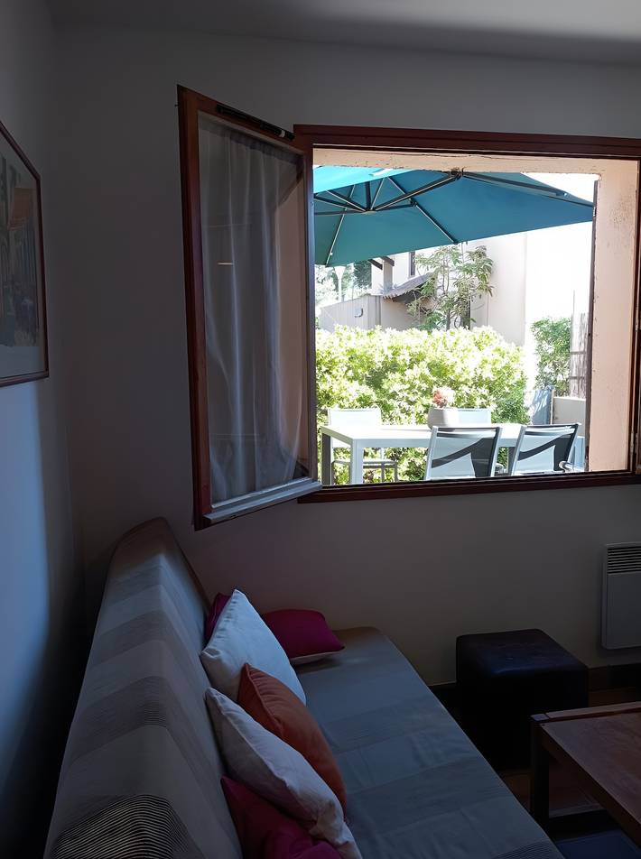 Appartement entier, Appartement « Gîte Capibay Les Herbes De Provence » avec piscine partagée, terrasse commune et Wi-Fi in Six-Fours-les-Plages, Côte méditerranéenne (France)