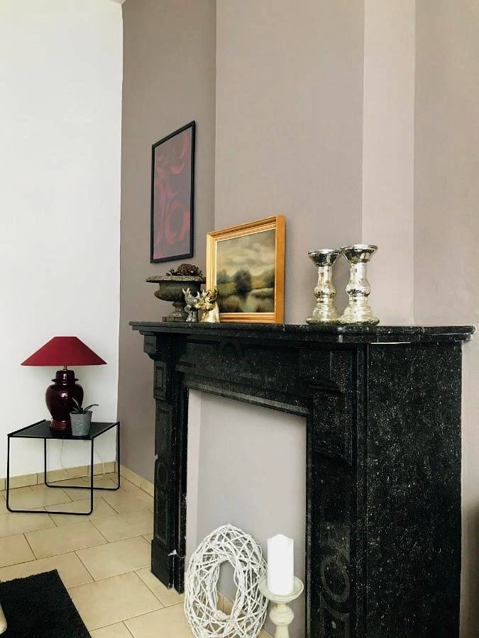 Appartement entier, One-Bedroom Apartment in Saint-Hubert, Région de Neufchâteau