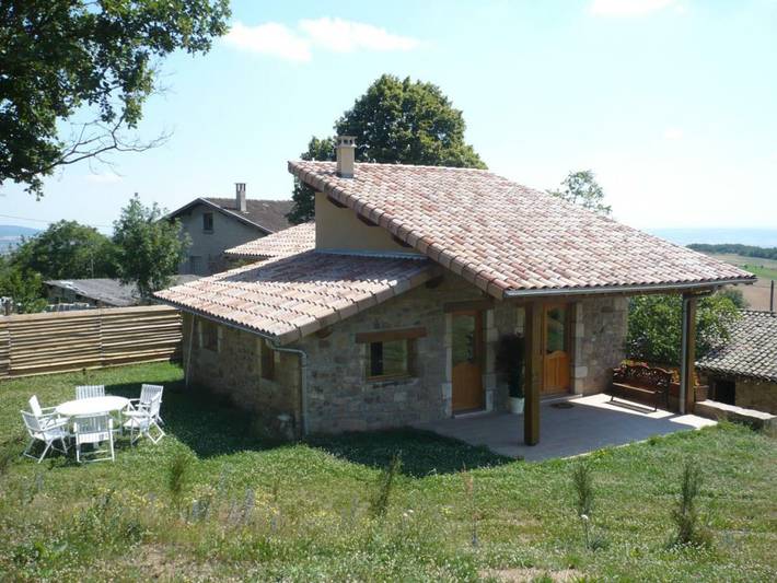 Gîte pour 5 personnes, avec jardin, animaux acceptés dans Parc Naturel Régional du Pilat - 2